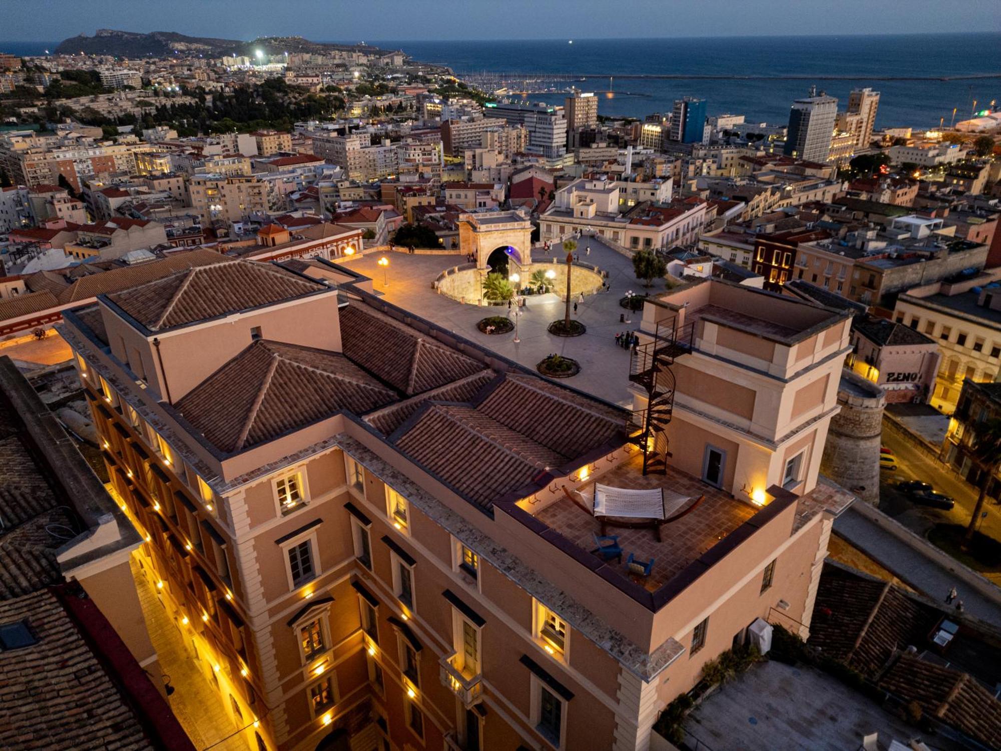 Palazzo Boyl 1840 Cagliari Exterior foto