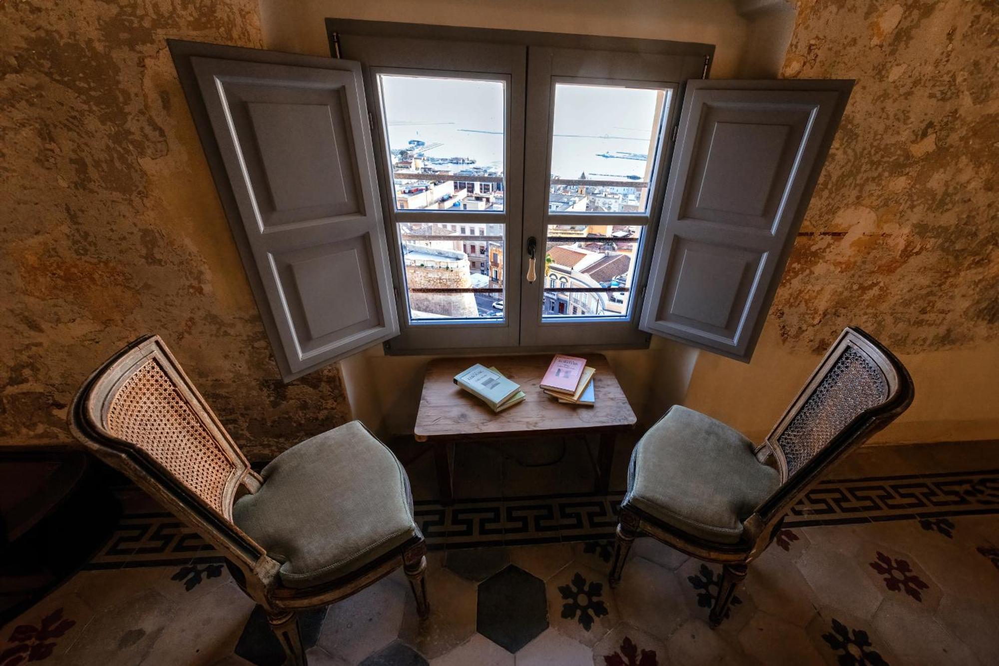 Palazzo Boyl 1840 Cagliari Exterior foto