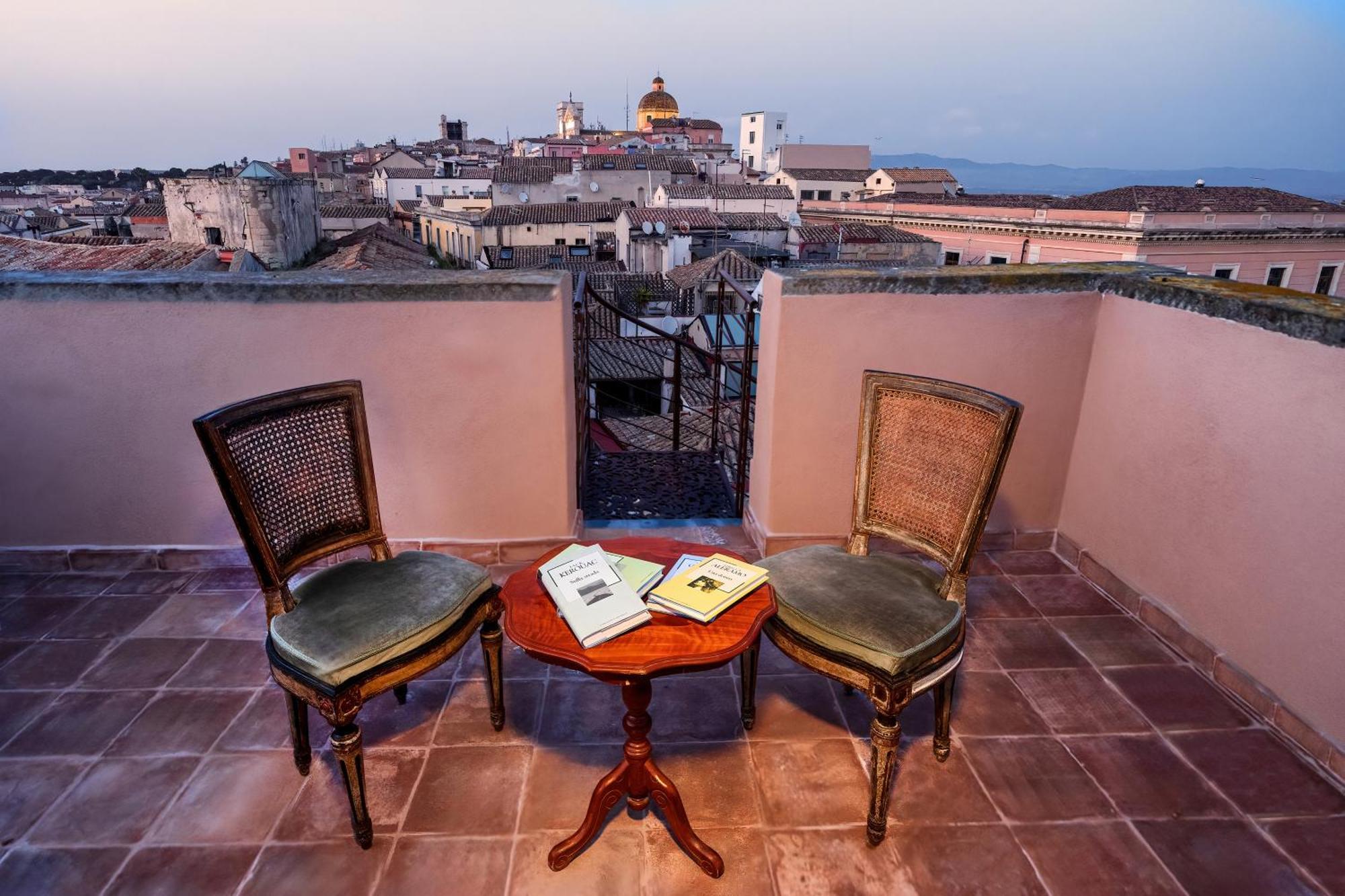 Palazzo Boyl 1840 Cagliari Exterior foto